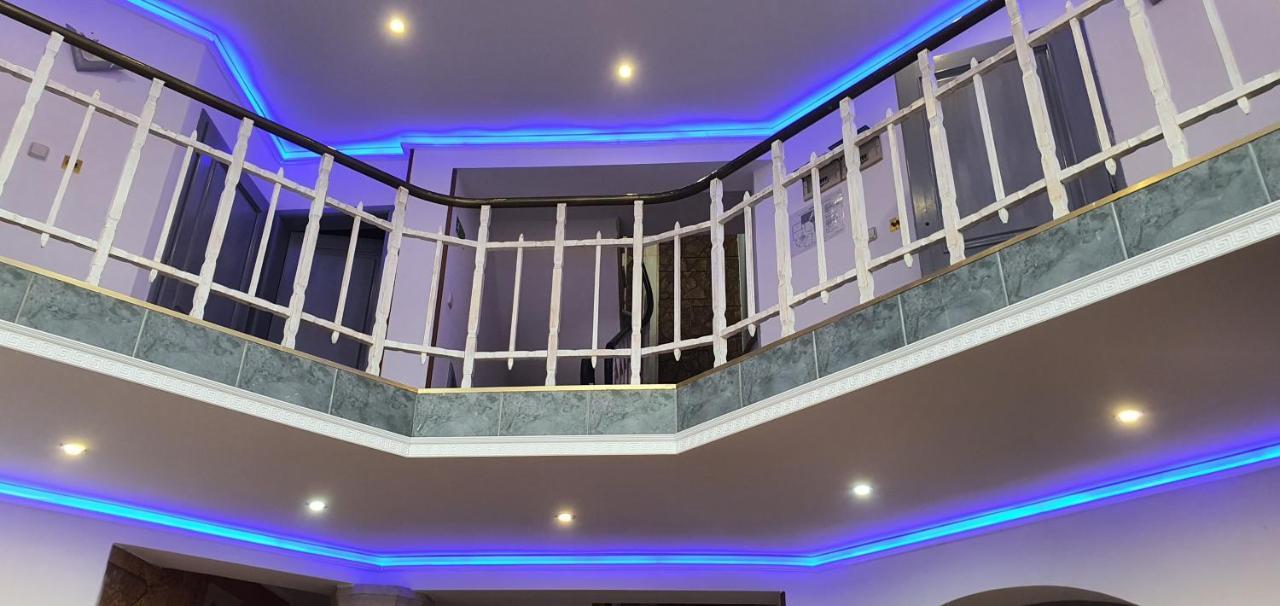 Family Hotel Kalvachevi Tsigov Chark Exterior foto