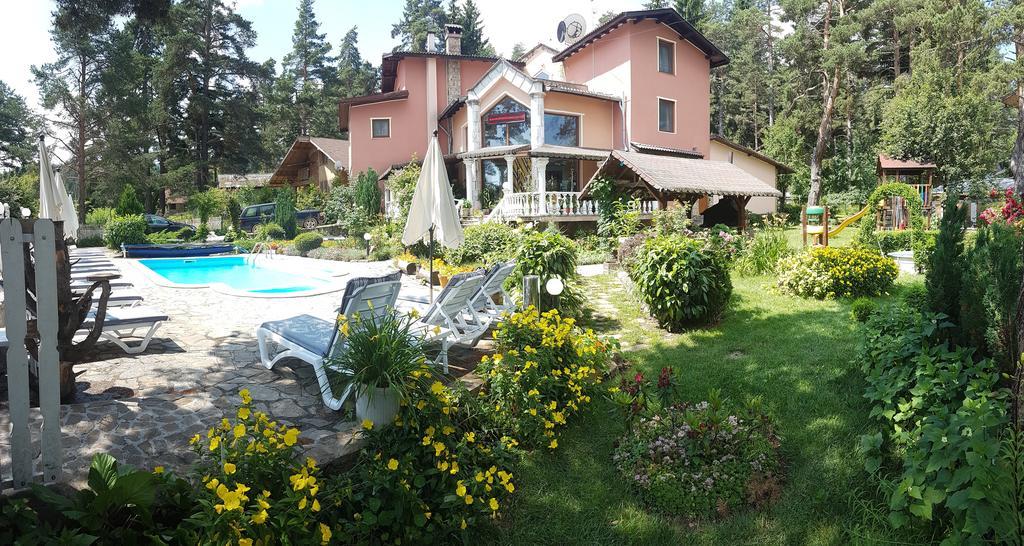 Family Hotel Kalvachevi Tsigov Chark Exterior foto
